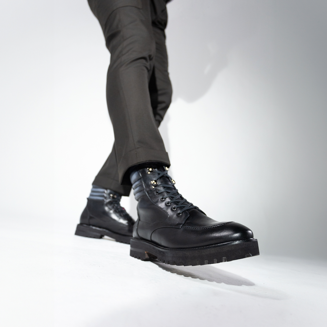 Bota Rocco Negro-Gris Suela Ultraliviana